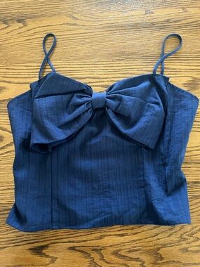 Sienna Sky Navy Bow-Front Adjustable Spaghetti Strap Crop Top Size Large